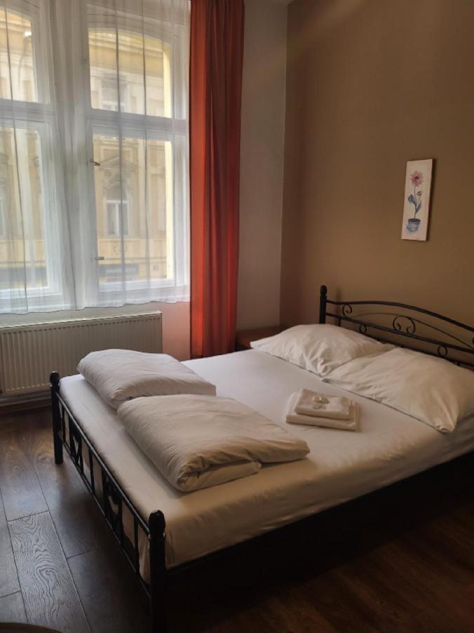 Pension Sunflower Praha Eksteriør bilde